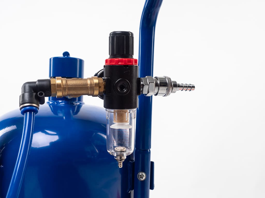 вид модели пескоструйный аппарат булат 30л синий