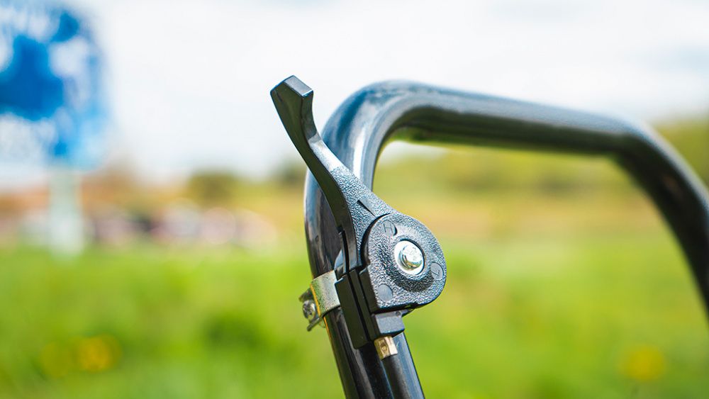 Виброплита Hamer M-140H-PRO с двигателем HONDA вид модели виброплита hamer m-140h-pro с двигателем honda