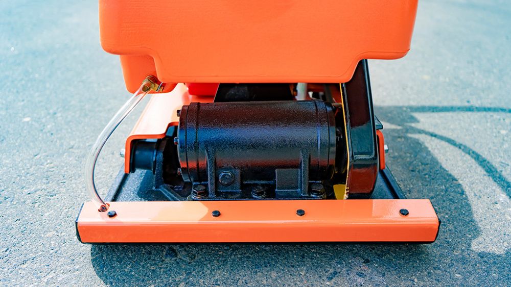 Виброплита Hamer M-140H-PRO с двигателем HONDA вид модели виброплита hamer m-140h-pro с двигателем honda