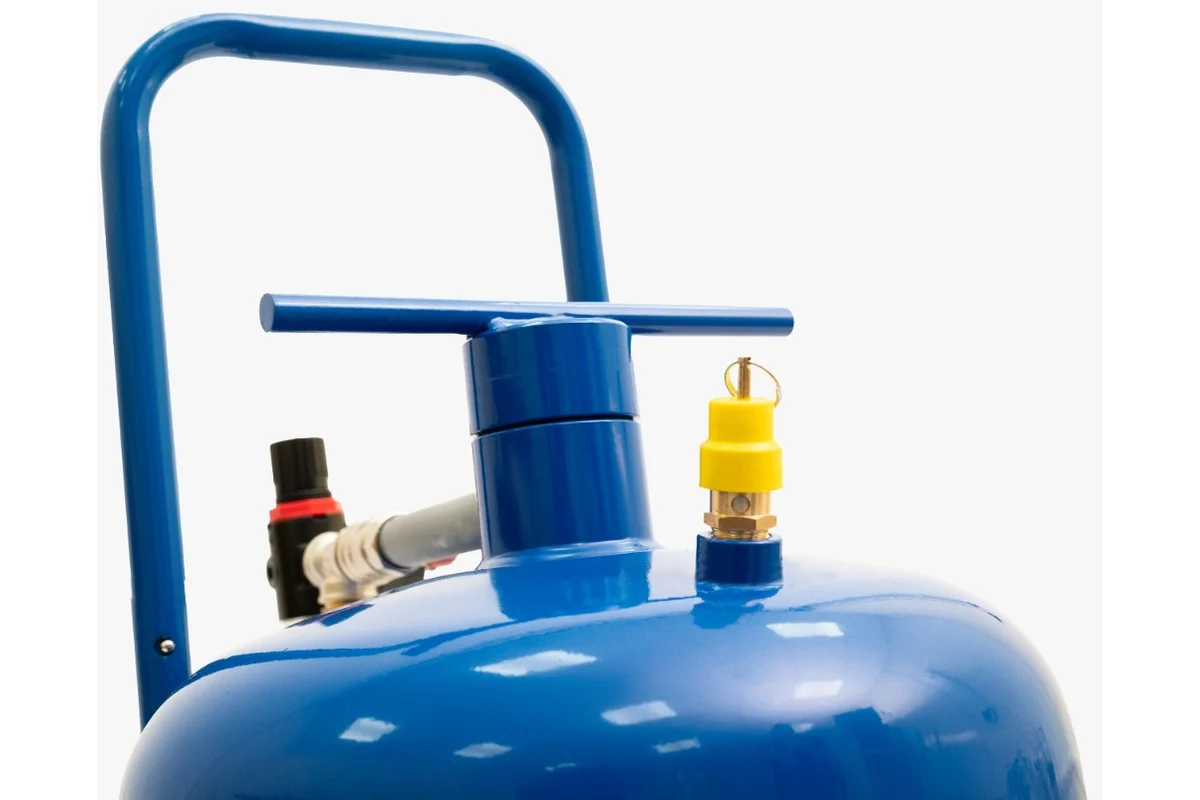 вид модели аппарат пескоструйный булат 40л синий