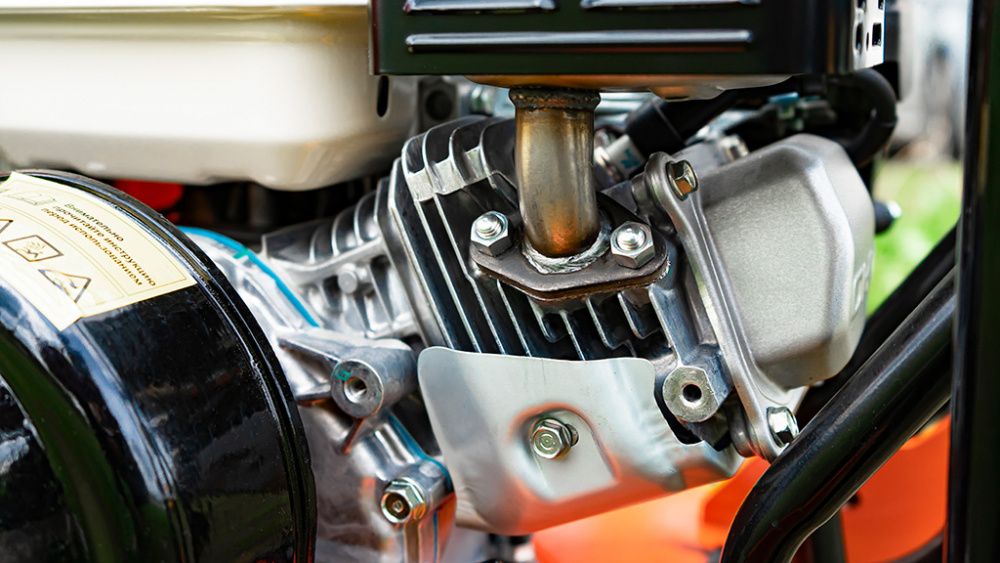 Виброплита Hamer M-140H-PRO с двигателем HONDA вид модели виброплита hamer m-140h-pro с двигателем honda