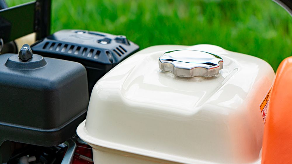 Виброплита Hamer M-140H-PRO с двигателем HONDA вид модели виброплита hamer m-140h-pro с двигателем honda