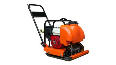 вид модели виброплита hamer m-140h-pro с двигателем honda