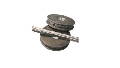 вид модели комплект роликов «змейка» на профильную трубу сечением 20х20 мм