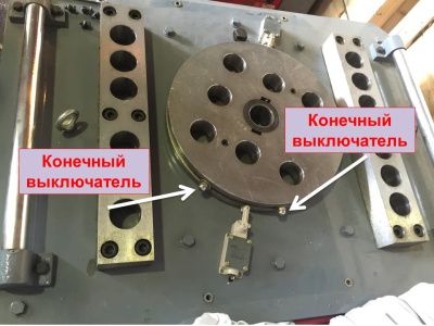 вид модели станок для гибки арматуры vektor gw50c с доводчиком