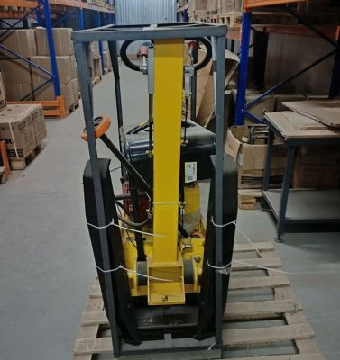 вид модели виброплита реверсивная hamer m330pro (honda, 13 л.с.) (140u) уценка